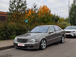 2004 Mercedes-Benz S-Класс 500 7-speed IV (W220) Рестайлинг, коричневый, 600000 рублей, вид 1
