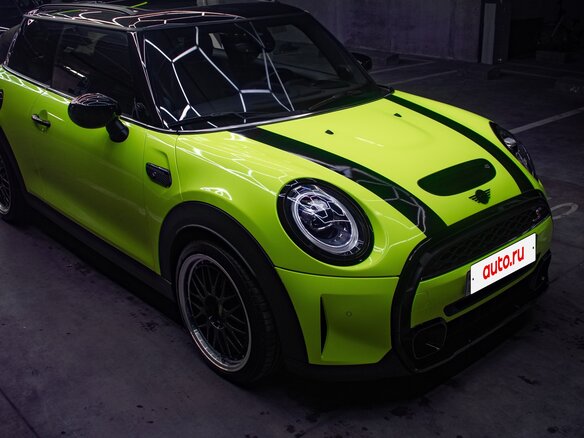 2020 Mini Hatch Cooper S III (F55/F56) Рестайлинг, жёлтый, 2460000 рублей - вид 5