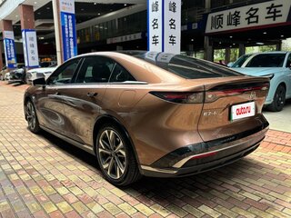 2024 Mazda EZ-6 28.4 kWh, коричневый, 4207700 рублей, вид 2