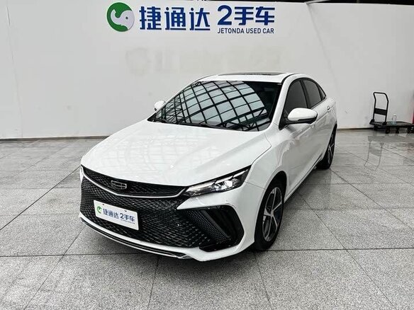 2022 Geely Emgrand II, белый