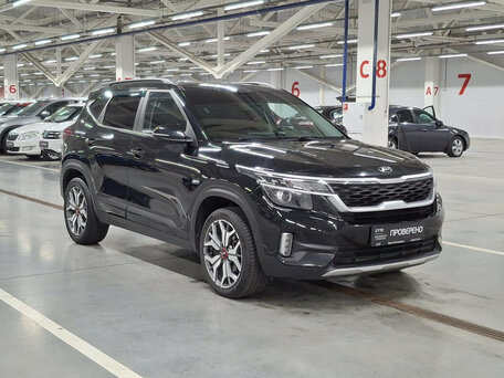 2020 Kia Seltos I, чёрный, 1690000 рублей, вид 3