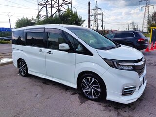 2019 Honda Stepwgn Spada V Рестайлинг, белый, 2550000 рублей, вид 3
