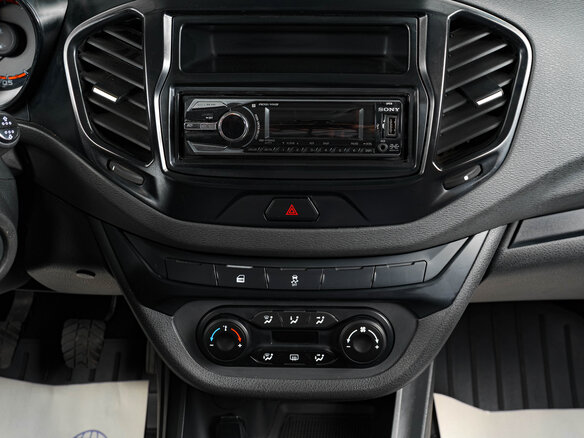 2019 Lada (ВАЗ) Vesta I, белый - вид 13