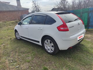 2010 Citroen C4 I Рестайлинг, белый, 400000 рублей, вид 4