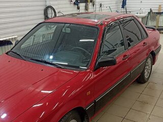 1988 Mitsubishi Galant VI, красный, 900000 рублей, вид 5
