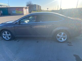 2013 Ford Mondeo IV Рестайлинг, серый, 700000 рублей, вид 3