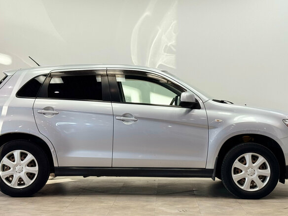 2012 Mitsubishi ASX I, серебристый, 599000 рублей - вид 4