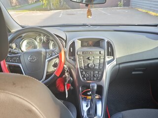 2012 Opel Astra J Рестайлинг, красный, 570000 рублей, вид 5