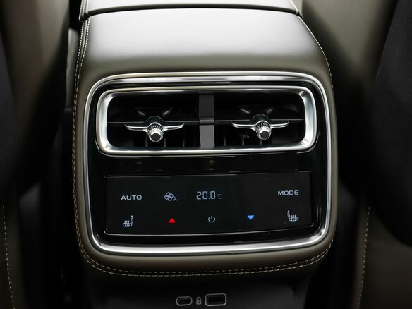 2026 Geely Monjaro I, чёрный, 4490000 рублей - вид 17