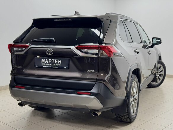 2021 Toyota RAV4 V (XA50), коричневый - вид 5