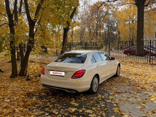 2016 Mercedes-Benz C-Класс 180 IV (W205), белый, 2000000 рублей, вид 5