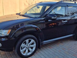 2011 Mitsubishi Outlander II Рестайлинг, чёрный, 1180000 рублей, вид 1