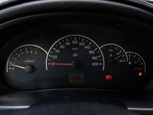 2010 Lada (ВАЗ) Priora I, белый, 470000 рублей - вид 13