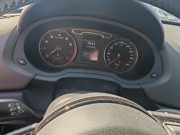 2014 Audi Q3 I (8U), серый, 1700000 рублей - вид 2