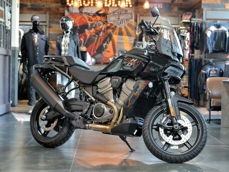 2021 Harley-Davidson Pan America, чёрный, 1890000 рублей, вид 1