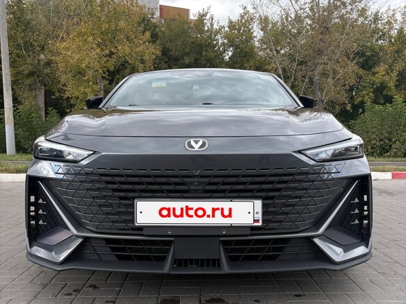 2023 Changan UNI-V I, серый, 2275000 рублей - вид 1