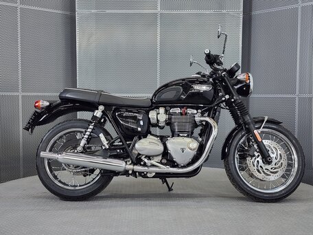 2016 Triumph Bonneville T120, чёрный, 875000 рублей, вид 1