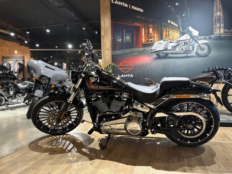 2024 Harley-Davidson Breakout, чёрный, 3500000 рублей, вид 2