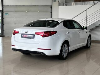 2013 Kia Optima III, белый, 999900 рублей, вид 4
