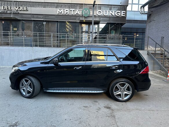 2018 Mercedes-Benz GLE 350 d I (W166), чёрный, 3750000 рублей - вид 3