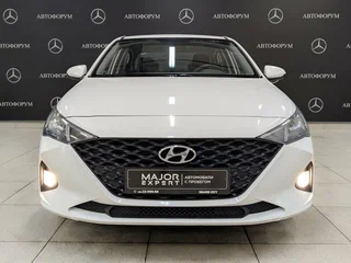 2022 Hyundai Solaris II Рестайлинг, белый, 1535000 рублей, вид 2