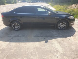2013 Ford Mondeo IV Рестайлинг, чёрный, 690000 рублей, вид 3