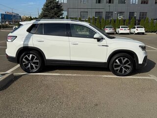 2023 Volkswagen Tayron I Рестайлинг, белый, 2620000 рублей, вид 3