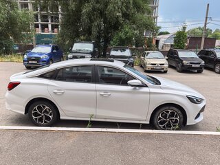 2023 MG 5 II, белый, 1750000 рублей, вид 2