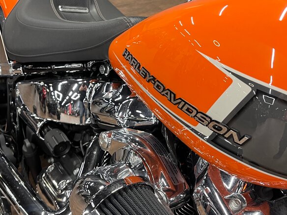 2023 Harley-Davidson Breakout, оранжевый, 2190000 рублей - вид 13