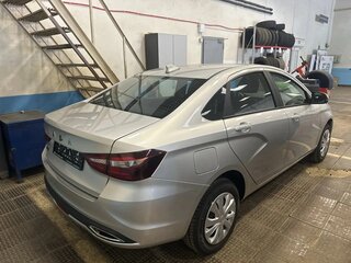 2026 Lada (ВАЗ) Vesta I Рестайлинг (NG), серебристый, 1750000 рублей, вид 4