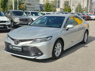 2019 Toyota Camry VIII (XV70), серебристый, 2558278 рублей, вид 1