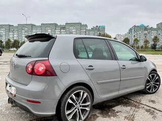2008 Volkswagen Golf V, серый, 650000 рублей, вид 3