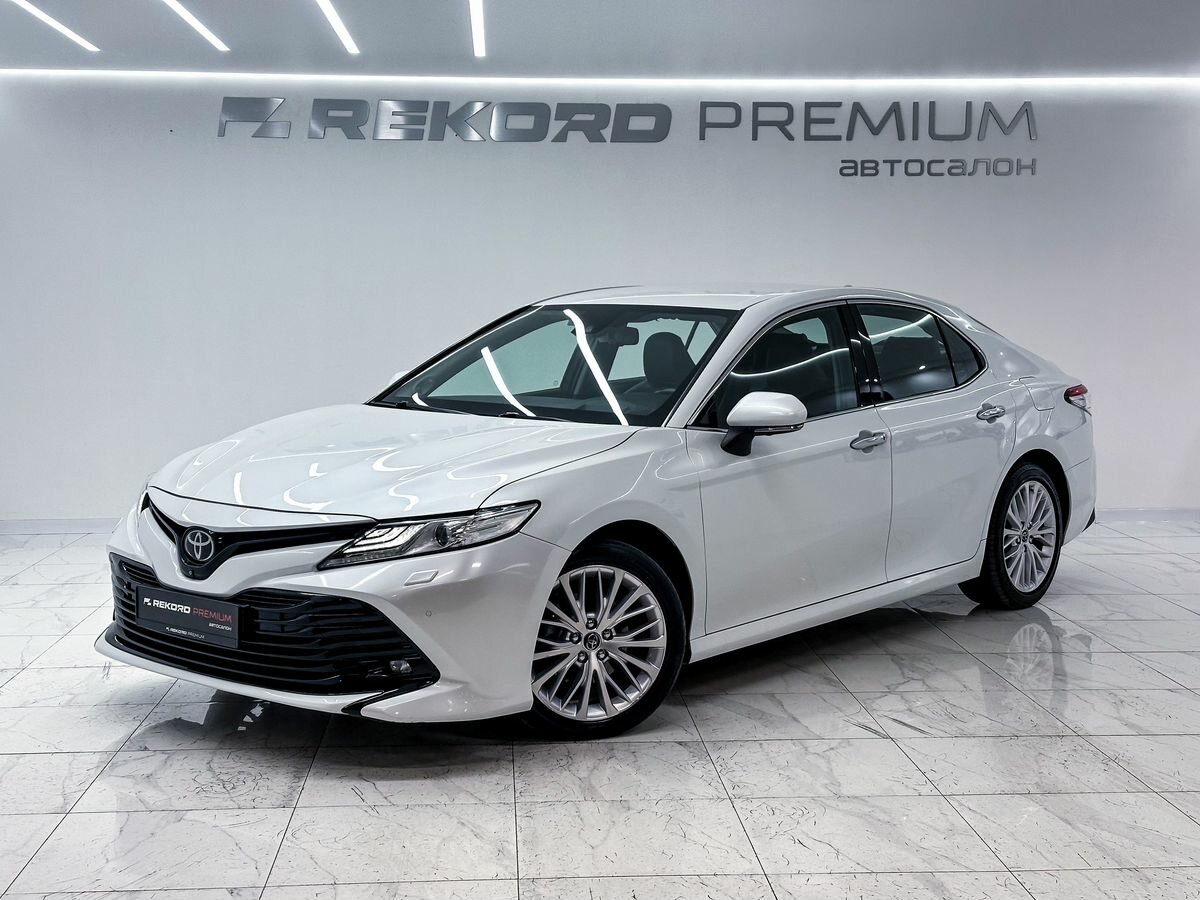 Открыть фотографии: Toyota Camry VIII (XV70)