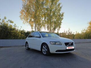 2011 Volvo S40 II Рестайлинг, белый, 552000 рублей, вид 1