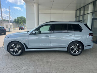 2025 BMW X7 40d I (G07) Рестайлинг, серый, 17890000 рублей, вид 3