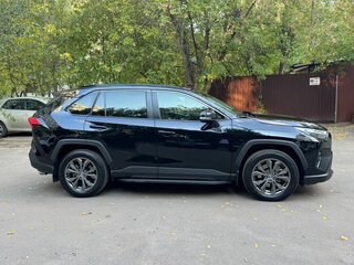 2024 Toyota RAV4 V (XA50), чёрный, 5100000 рублей, вид 4