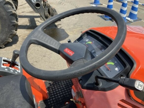 2010 Kubota Aste, красный, 500000 рублей - вид 3