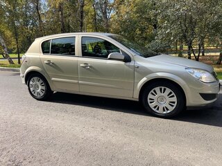2008 Opel Astra H Рестайлинг, серебристый, 520000 рублей, вид 2