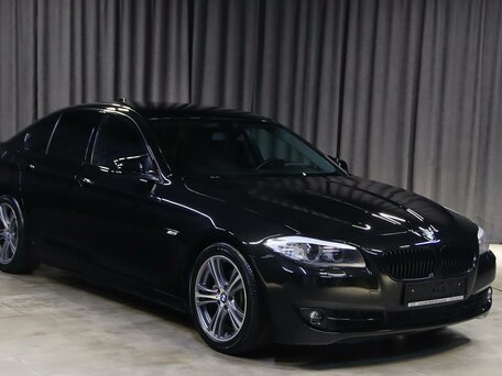 2013 BMW 5 серии 528i xDrive VI (F10/F11/F07), чёрный, 1649000 рублей, вид 3