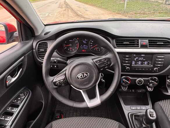 2019 Kia Rio IV, красный, 930000 рублей - вид 10