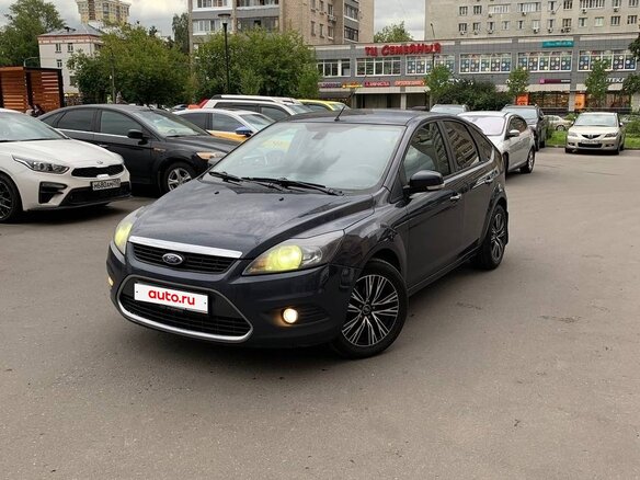 2010 Ford Focus II Рестайлинг, серый, 750000 рублей - вид 4