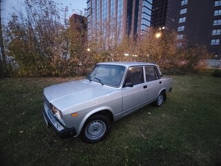 2010 Lada (ВАЗ) 2107, серебристый, 303000 рублей, вид 2