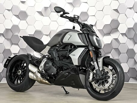 2021 Ducati Diavel 1260, серый, 1950000 рублей, вид 1