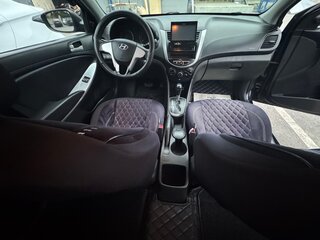 2011 Hyundai Solaris I, чёрный, 750000 рублей, вид 5