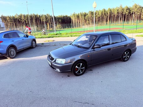 2005 Hyundai Accent ТагАЗ II, серебристый, 300000 рублей, вид 1