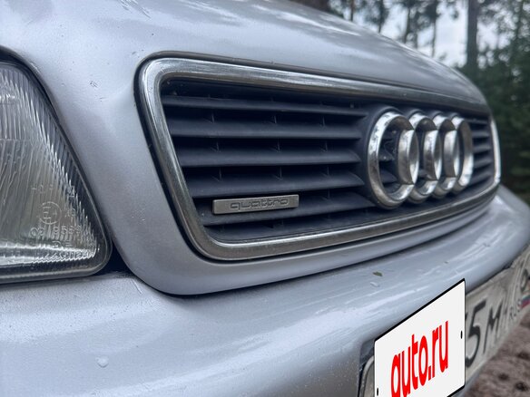1996 Audi A4 I (B5), серебристый - вид 8