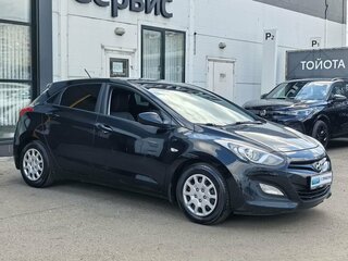 2013 Hyundai i30 II, чёрный, 980000 рублей, вид 3