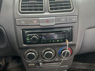 2006 Hyundai Accent ТагАЗ II, серебристый, 250000 рублей, вид 5