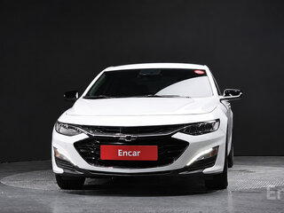 2022 Chevrolet Malibu IX Рестайлинг, белый, 1300000 рублей, вид 2