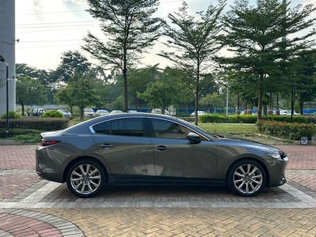 2023 Mazda 3 Axela IV (BP), серый, 1450000 рублей, вид 4